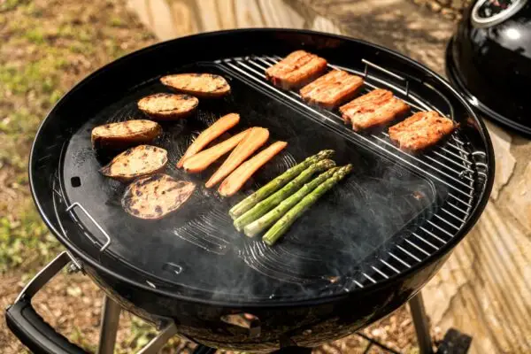 Barbecue au charbon de bois circulaire NK22K-LEG Napoleon